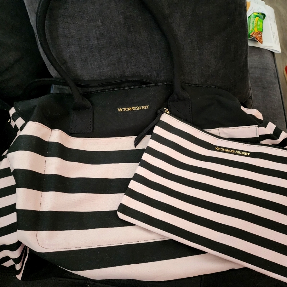 Victoria's Secret tote bag and makeup bag